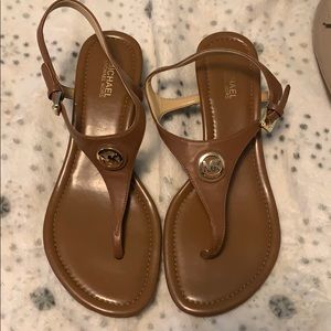 Thong strap Michael Kors brown sandals